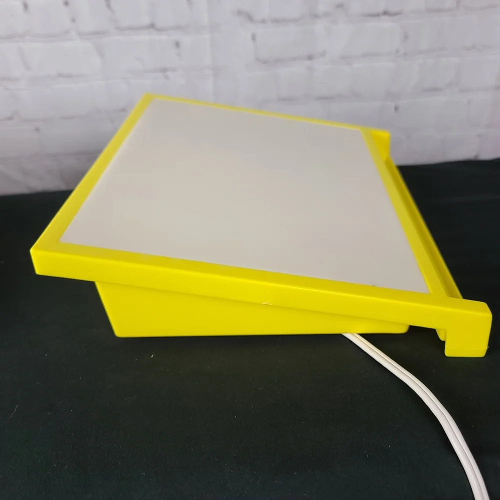 Mickey Mouse Club. Light Up Drawing Desk. Vintage - Picture 15 of 16